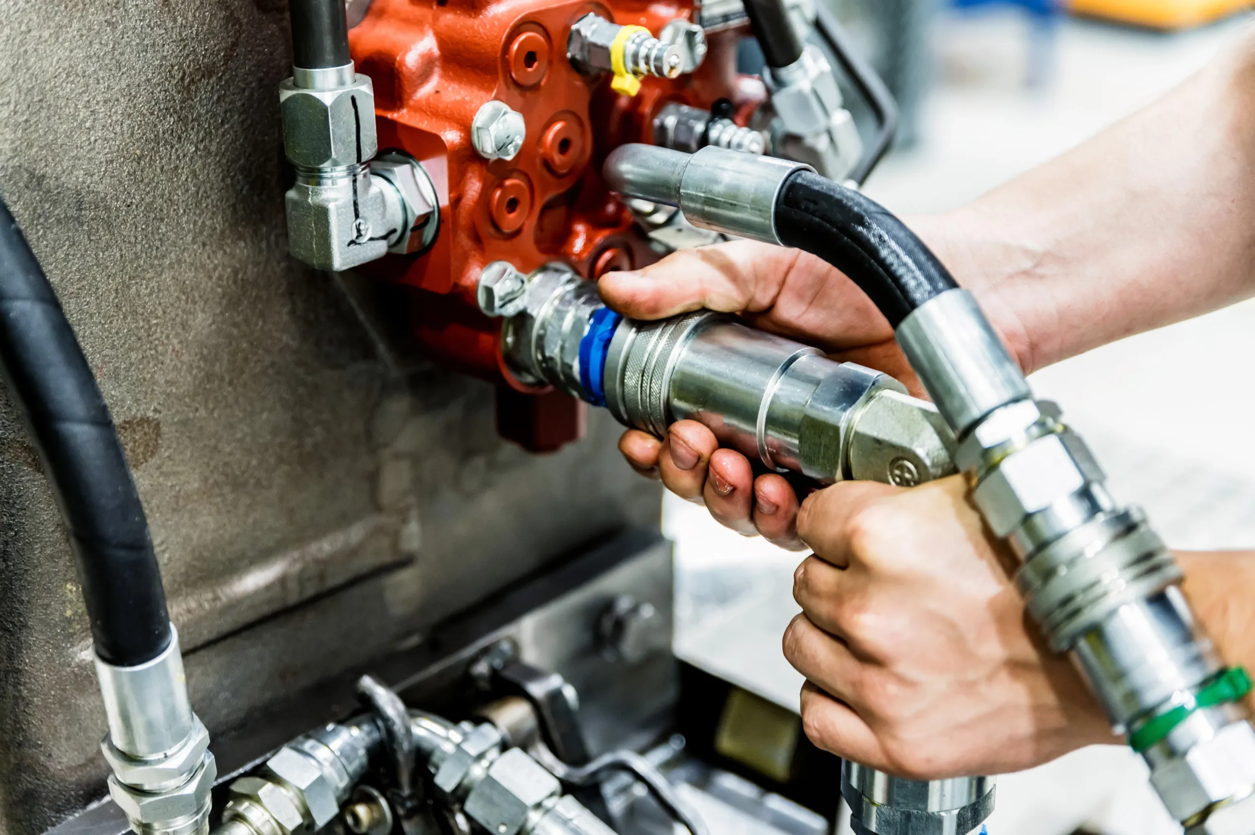 Tarım Makinesi Hidrolik Montaj Süreci