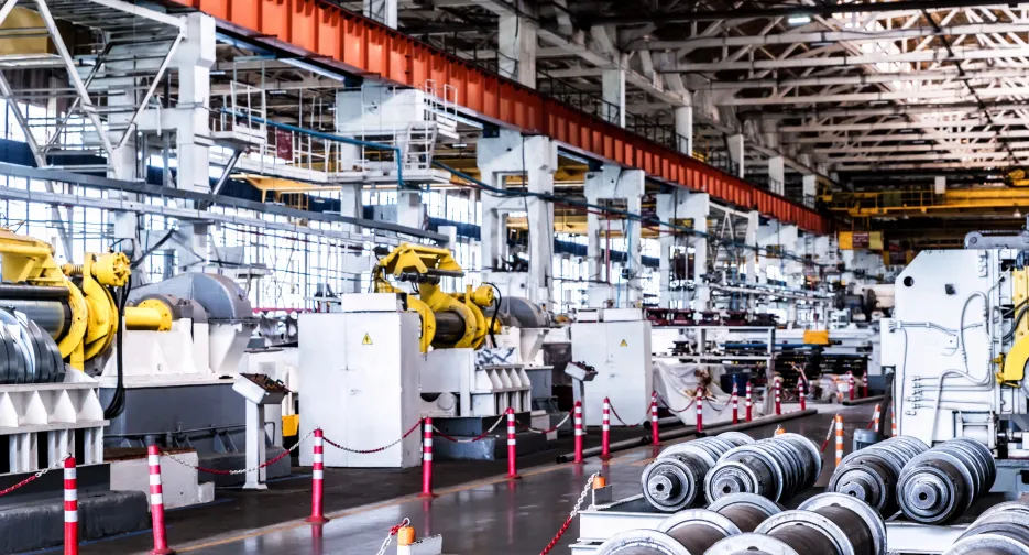 interior-of-workshop-in-modern-industrial-plant-2026-03-10-00-55-52-utc
